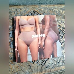 SKIMS 4x/5x Cocoa Seamless High Waist Thong Shapewear